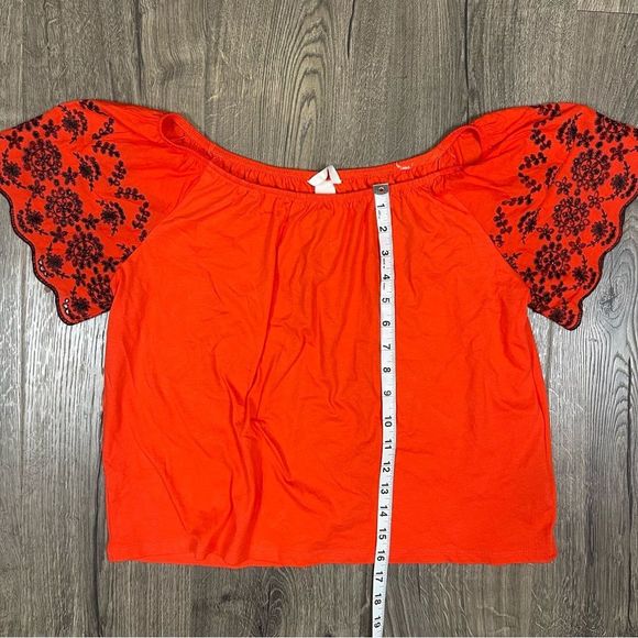 H&M coral off the shoulder top - Picture 6 of 6